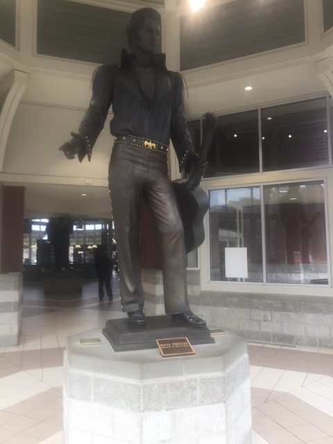 Elvis1